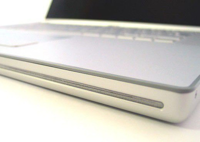 Apple MacBook Pro Core 2 Duo 2,4 GHz / 4 GB / 120 GB / DVD-RW / 15,4'' / OsX