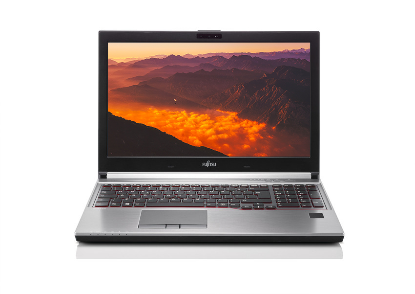 Fujitsu Celsius H760 Xeon E3-1505M V5 2,8 GHz / 8 GB / 120 SSD / 15,6'' FullHD / Win 10 Prof. (Update) + Nvidia Quadro M1000M